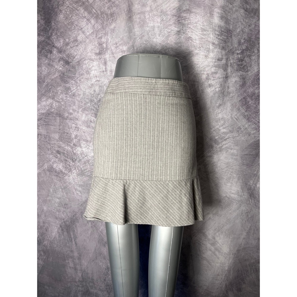 Banana Republic Gray Pinstripe Wool Stretch Ruffle Hem Mini Skirt Size 4
